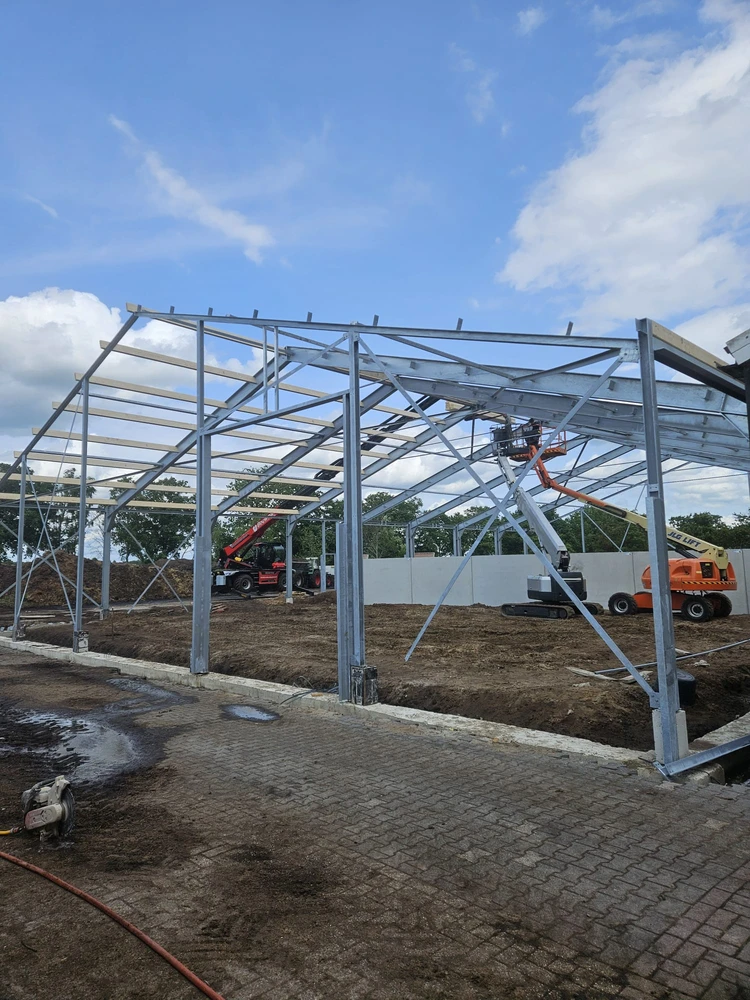 Knoeff Bouw en Montage - Agrarische Bouw